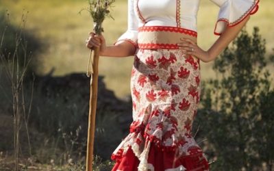 Modelo Seguirilla – vista 2 – Isabel Hernández