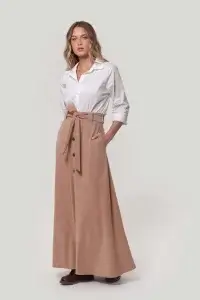 Falda antelina camel - Faldas casual | Isabel Hernández