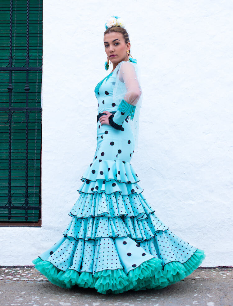 Isabel Hernandez Artesania Flamenca modelo aguamarina-3
