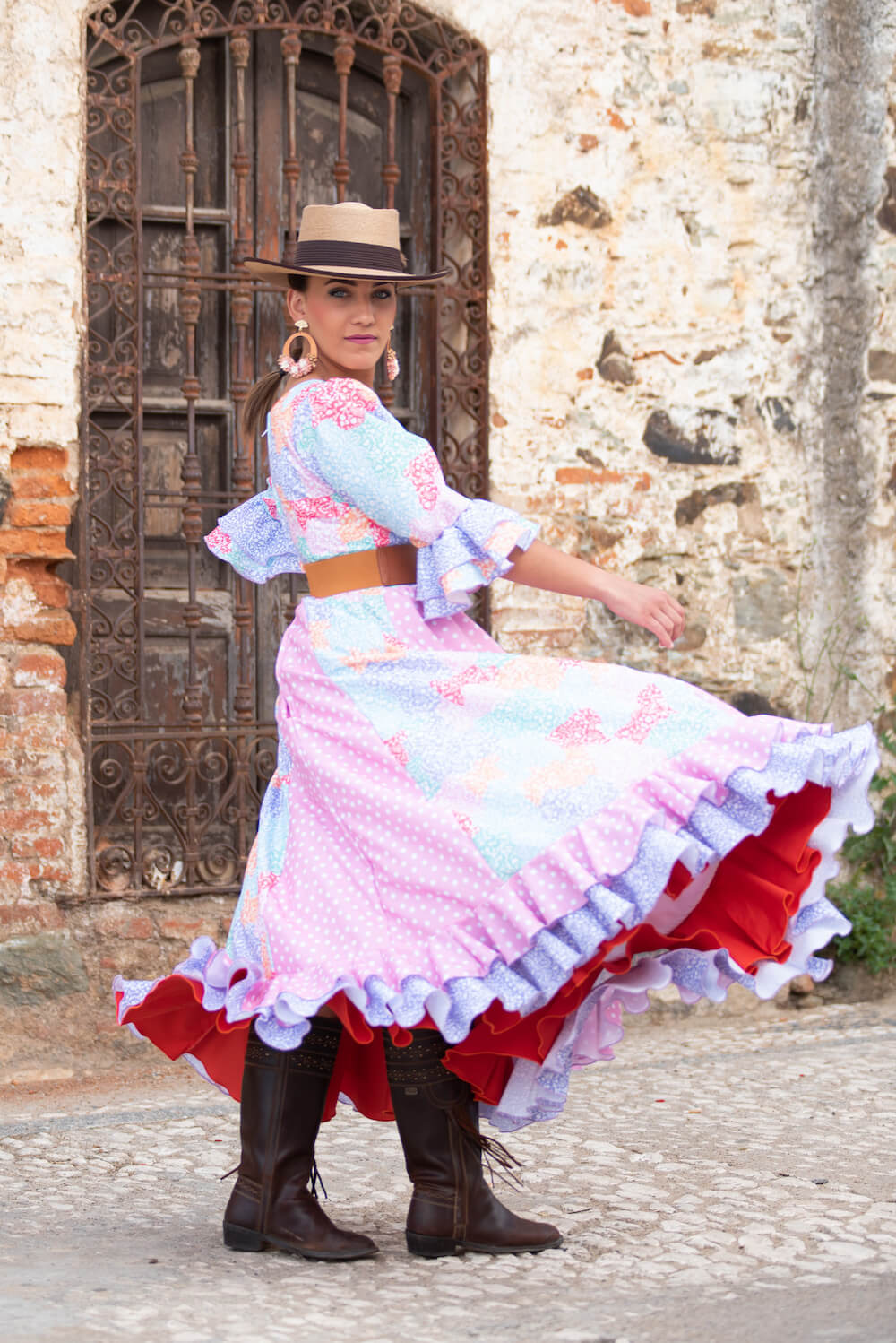 Isabel hernandez artesania_flamenca_batas_flamencas_modelo Guajira-16