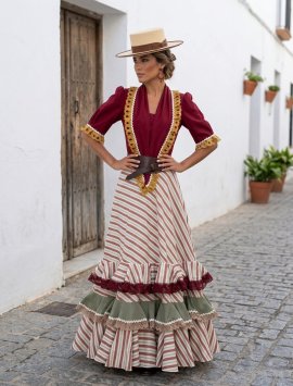 Modelo Romera Burdeos – vista 1 – Isabel Hernández