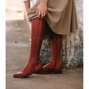 Bota Hípica avellana – vista 4 – Isabel Hernández