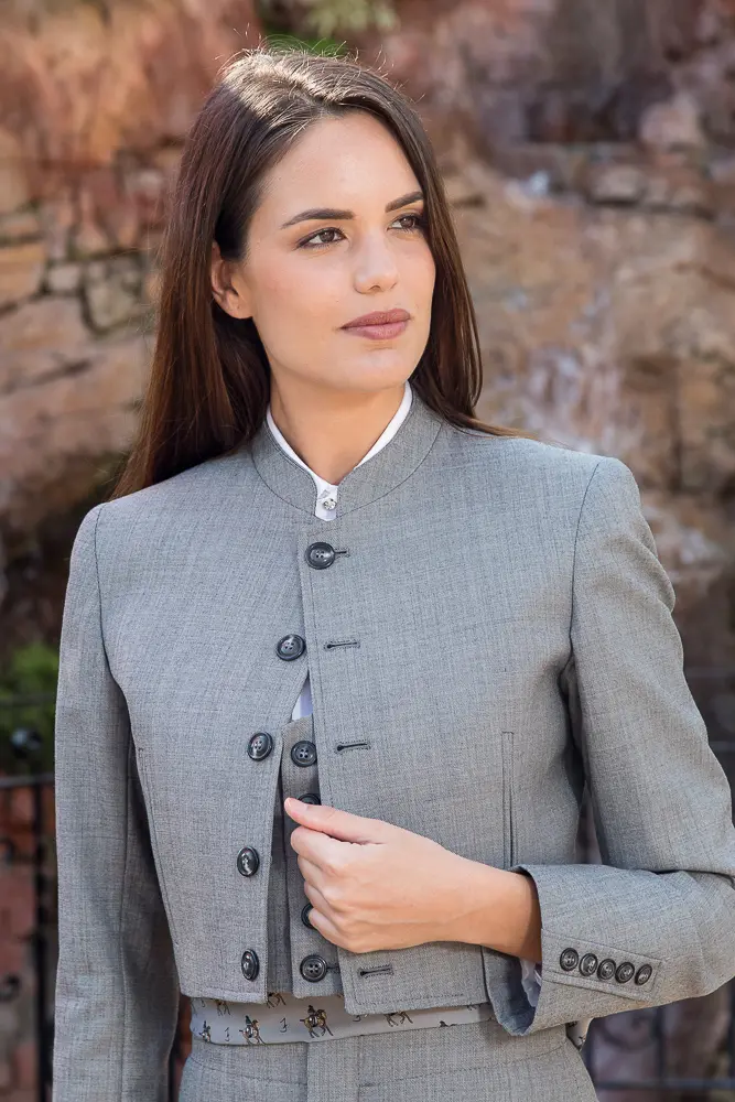 Chaqueta y chaleco Filafil Hilatura Fina Gris – vista 3 – Isabel Hernández