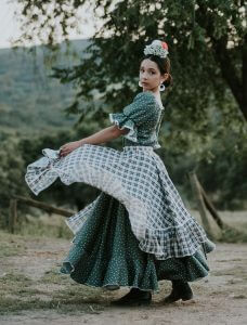 Traje de flamenca niña Ref. INF-21101 - Trajes para niñas | Isabel Hernández