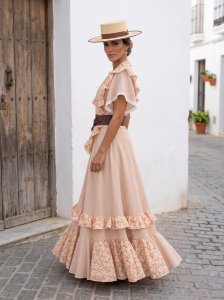 Bata flamenca Trigal – vista 1 – Isabel Hernández
