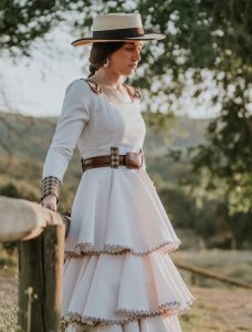 Modelo Manguara Infantil – vista 3 – Isabel Hernández