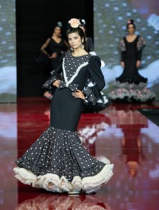 Modelo Nicol - TRAJES DE FLAMENCA | Isabel Hernández