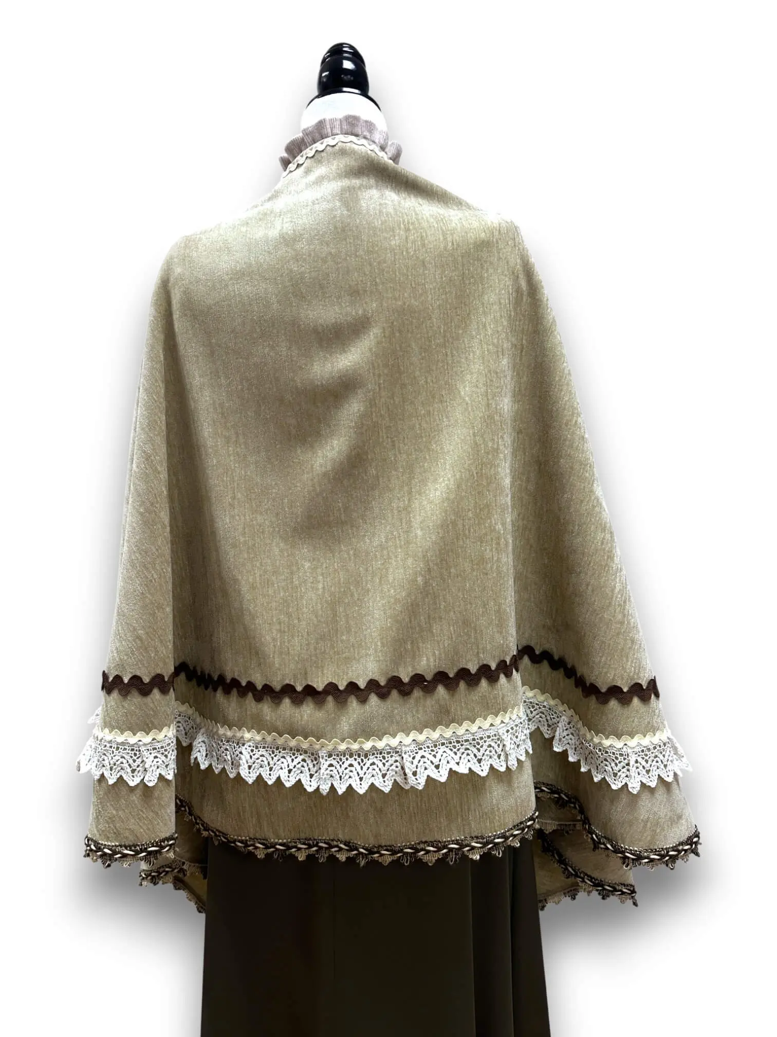 Mantoleta Flamenca Ref. 2506 – vista 3 – Isabel Hernández