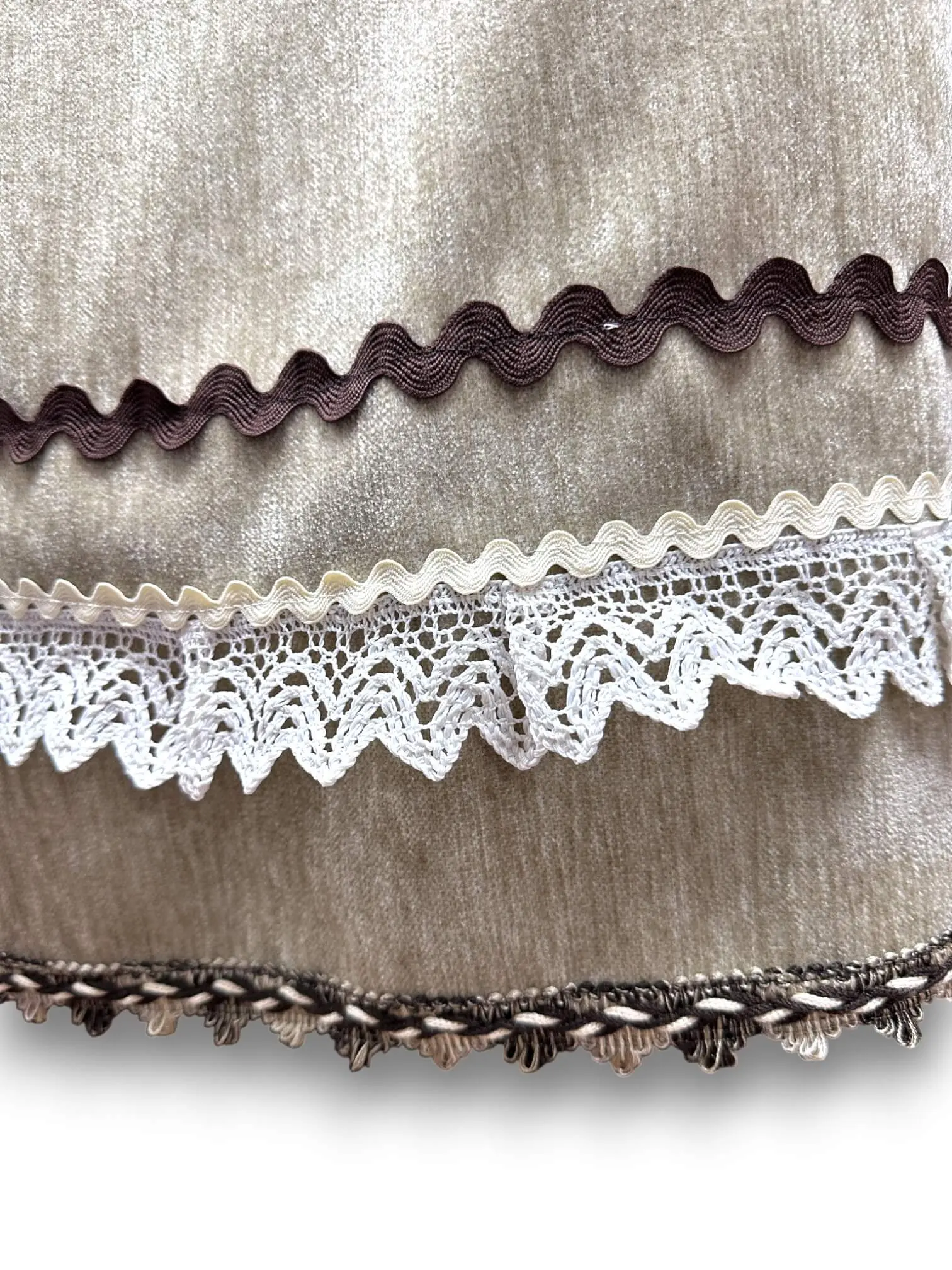 Mantoleta Flamenca Ref. 2506 – vista 2 – Isabel Hernández