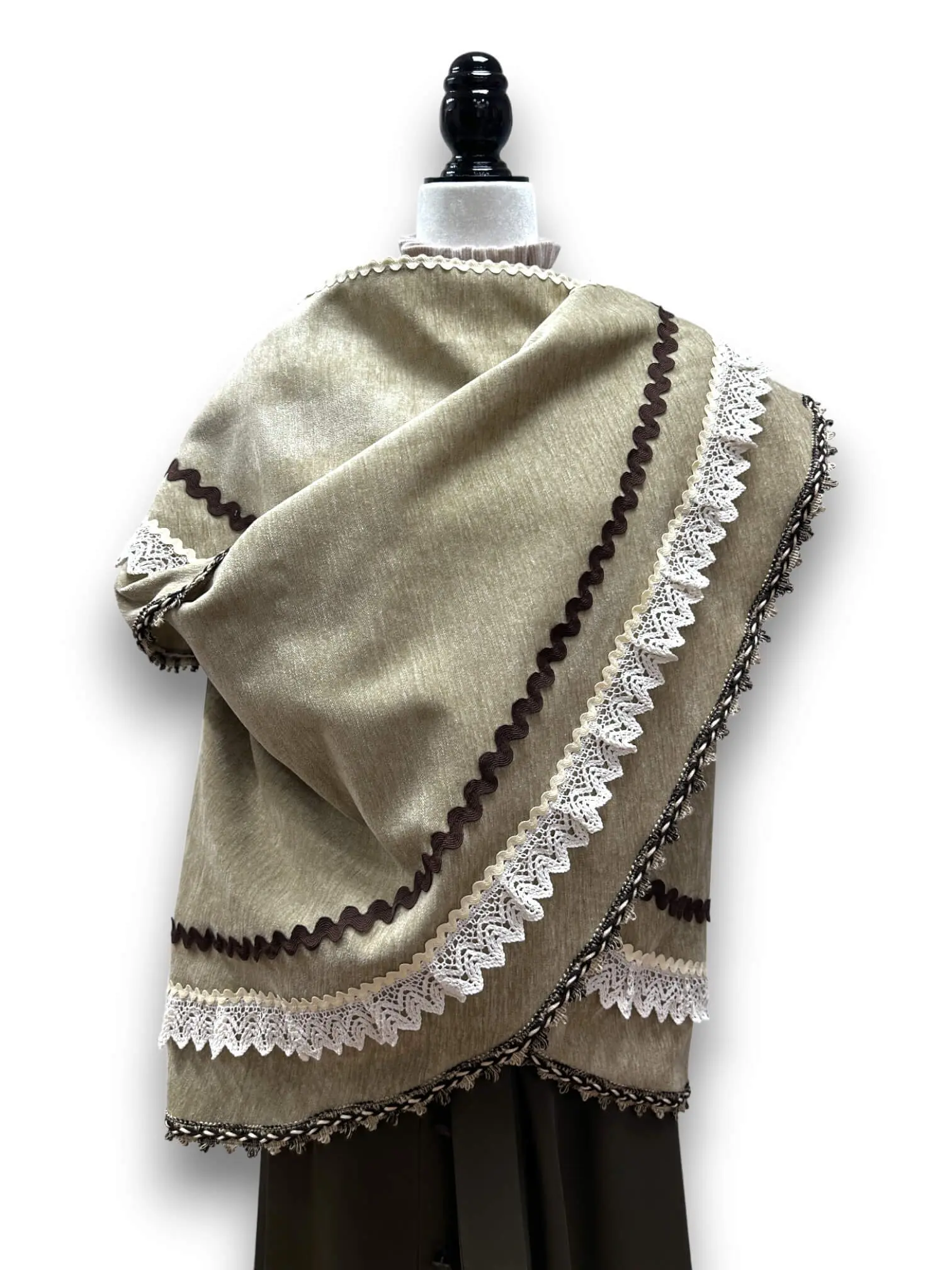 Mantoleta Flamenca Ref. 2506 – vista 1 – Isabel Hernández