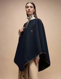 Poncho Campero Marino – vista 1 – Isabel Hernández