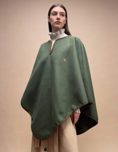Poncho Campero Verde – vista 1 – Isabel Hernández