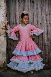 Traje de flamenca niña Melanie – vista 2 – Isabel Hernández