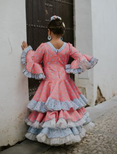 Traje de flamenca niña Melanie – vista 3 – Isabel Hernández
